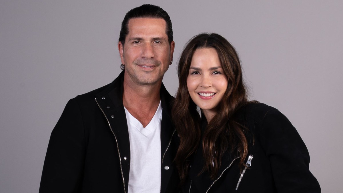 Carmen Villalobos y Gregorio Pernía son parte de la novela 'Sin Senos Sí Hay Paraíso'