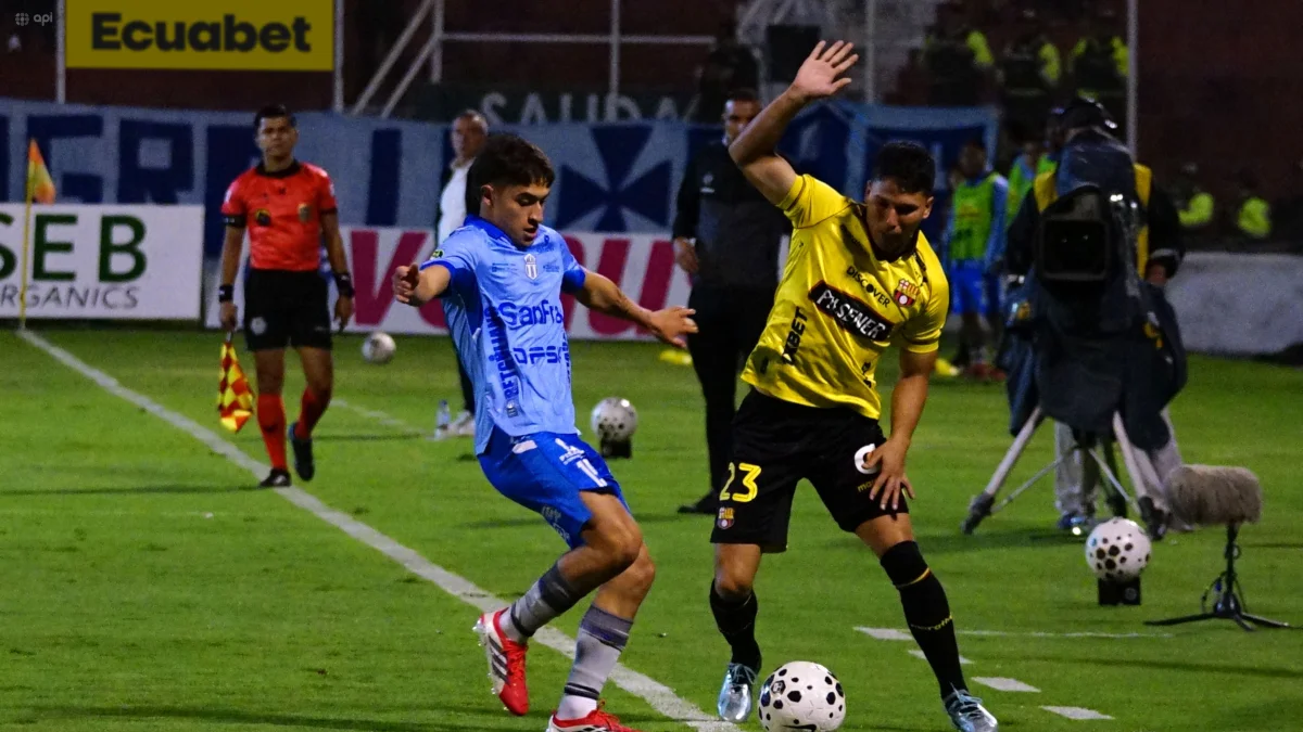 Barcelona SC ante Macará, cuando los goles que llegaron en los minutos finales de los ambateños.