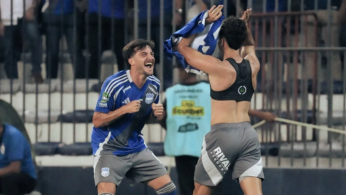 La última victoria de Emelec en el Capwell fue a Intependiente del Valle.