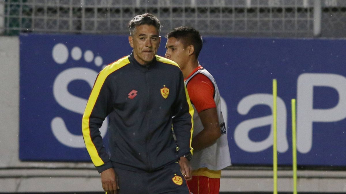 Norberto Araujo, exjugador de Liga de Quito, es el entrenador de Aucas.