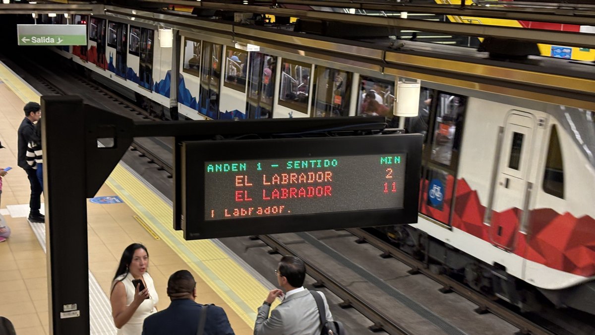 La operación del Metro de Quito se suspendió tras una falla en el Puesto de Control Central.