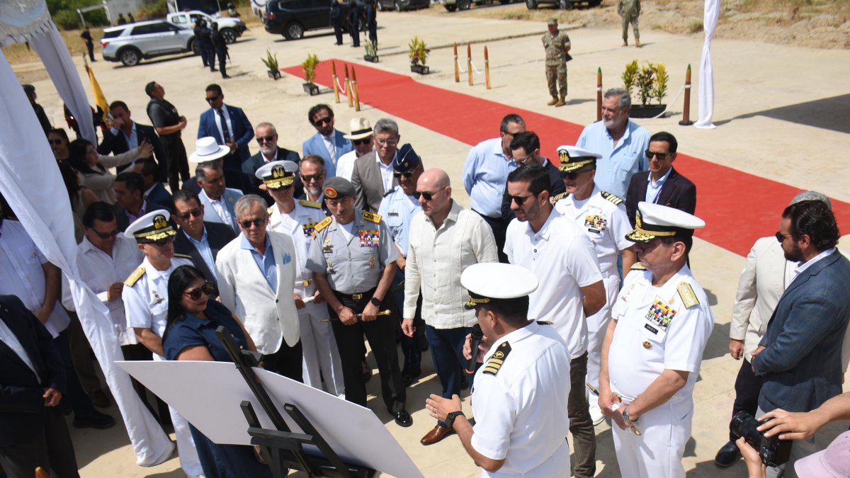 Proyecto busca reforzar la seguridad marítima y combatir delitos en la costa ecuatoriana.