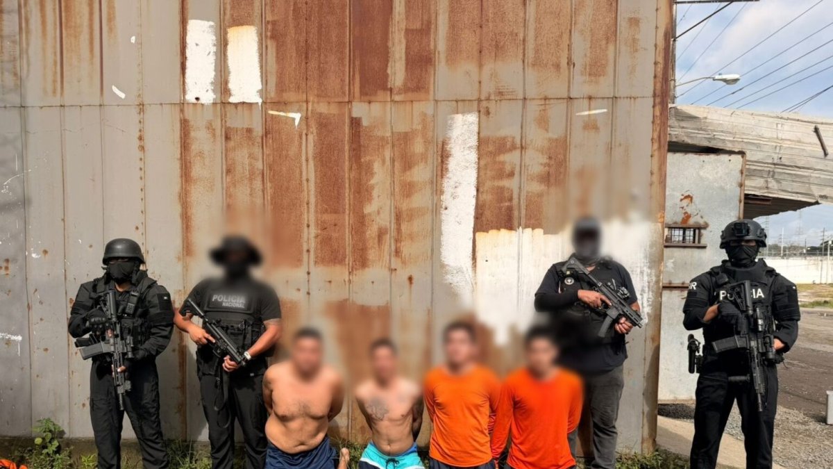 Cuatro de los implicados son privados de libertad.