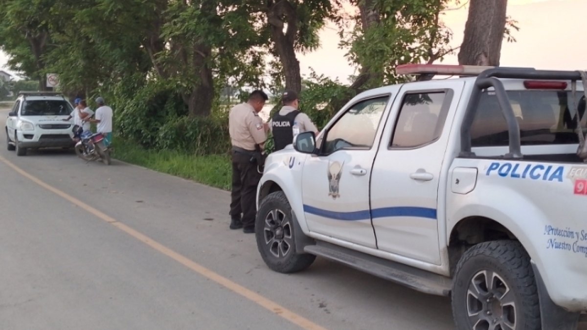 Moradores del recinto La Alborada se mostraron consternados por este nuevo crimen.