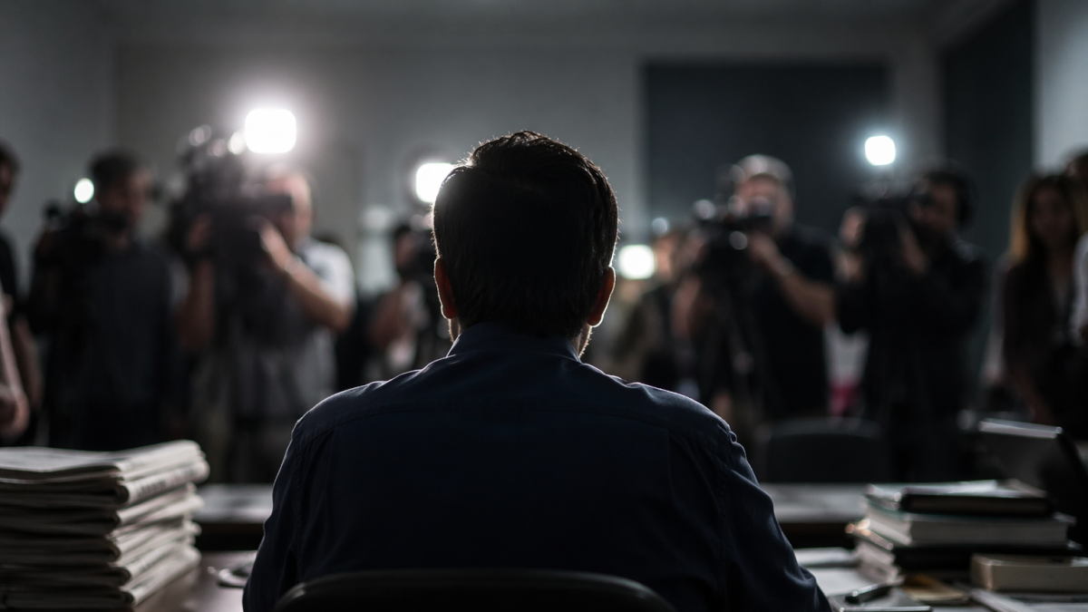 Si callan a la prensa, todo peligra: alerta por presión estatal a medios en Ecuador