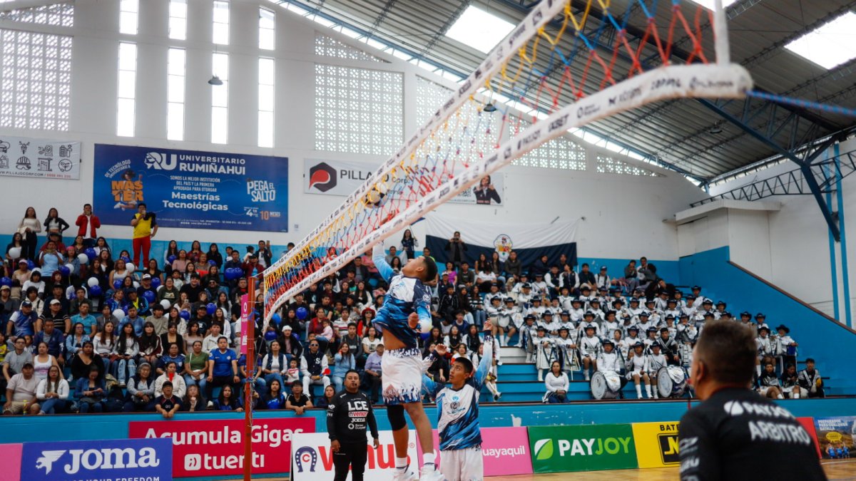 El trio de Aampetra demostró gran nivel durante el torneo y llegó fuerte a la final frente a Simón Bolívar.