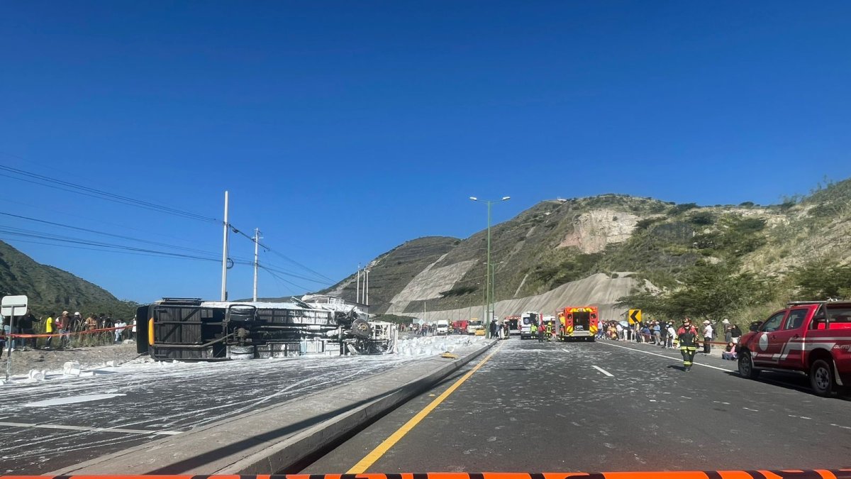 El hecho se produjo más allá del peaje de Oyacoto, norte de Quito, con dirección a Guayllabamba.