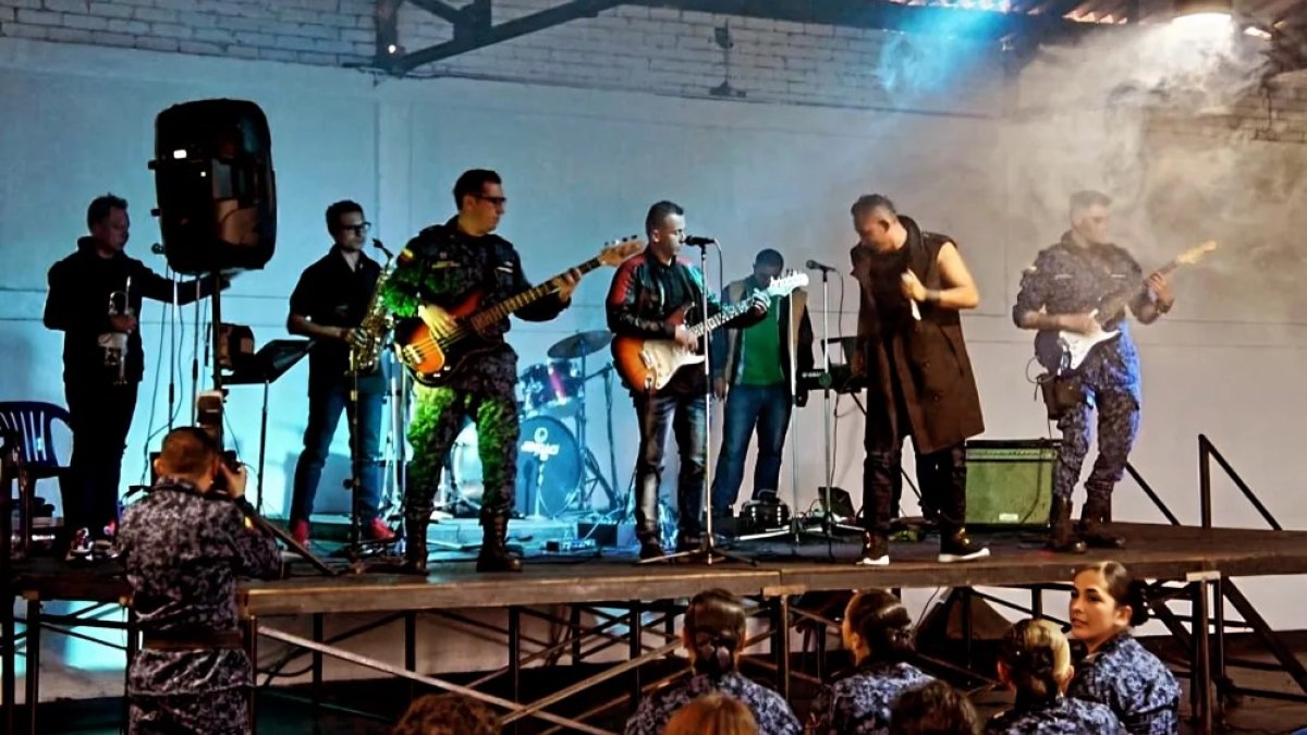 Ensayos y conciertos forman parte de la rutina de Simbiontes desde su creación en 2022.