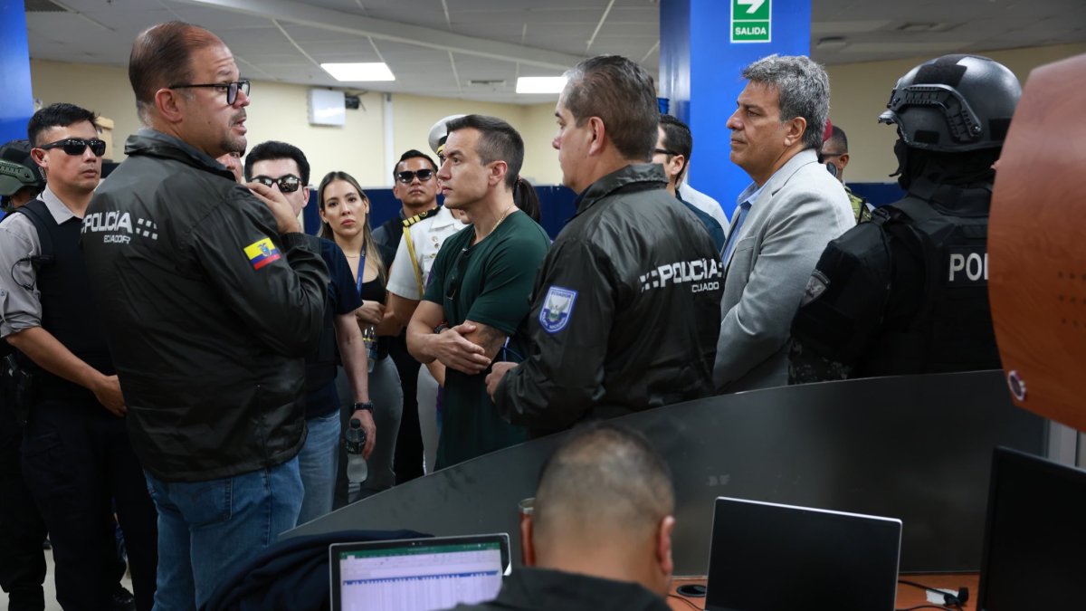 Pocho Harb aparece en operativo de CNEL junto a autoridades del Gobierno.