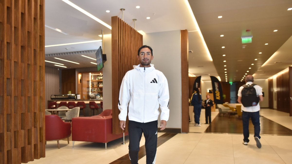 Daniel Pintado luce 100% recuperado de la operación de cadera a la que se sometió el 9 de abril de 2025.