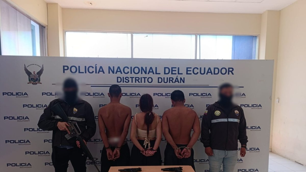 Los menores serán presentados ante una autoridad judicial especializada en adolescentes infractores.