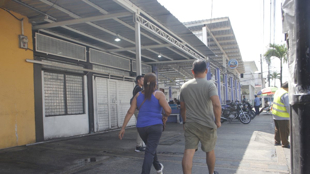 Atentado en local de comida en el centro de Guayaquil: los antecedentes penales de las víctimas
