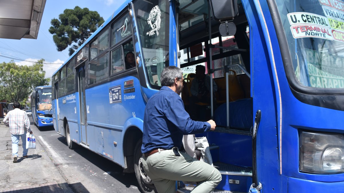 Buses en Quito reducen sus frecuencias: este será el nuevo horario de operación