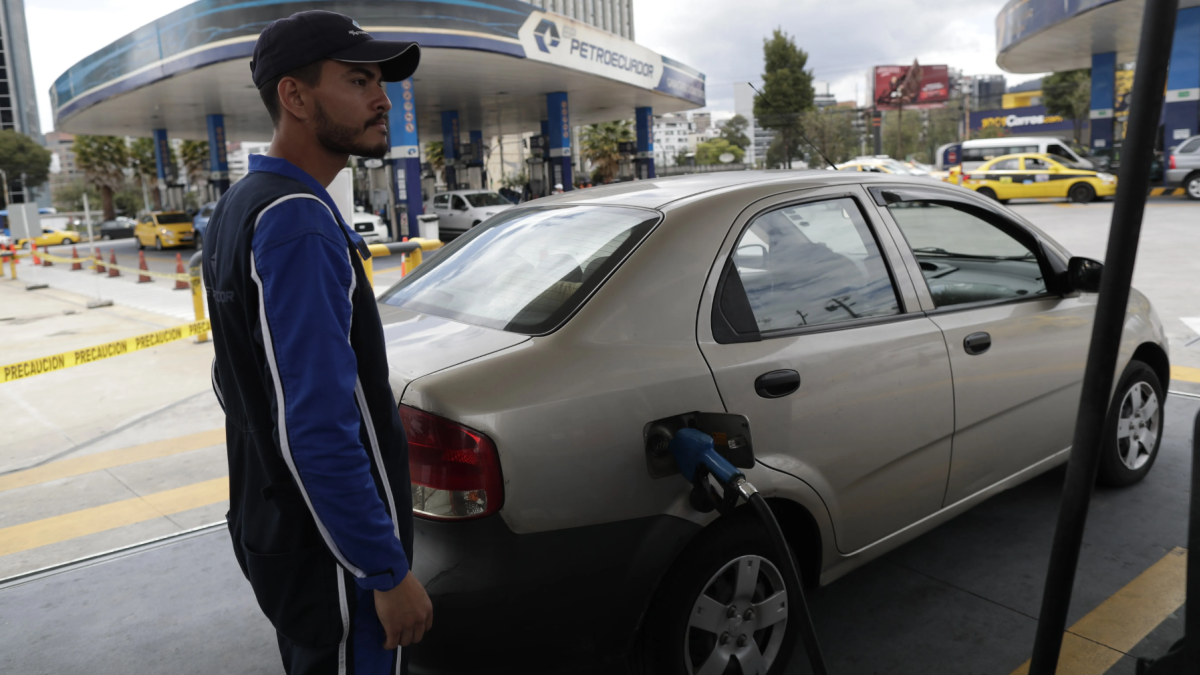 Buses en Quito en crisis: ¿Responsabilidad de Noboa o la Alcaldía?