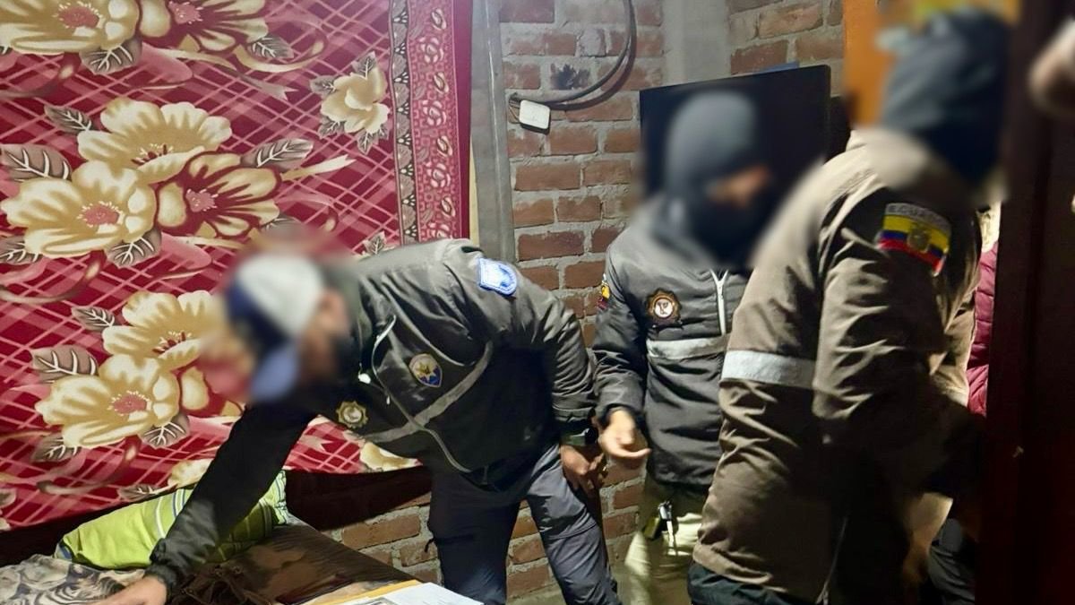Golpe a la minería ilegal en Chimborazo: Seis detenidos tras operativos conjuntos