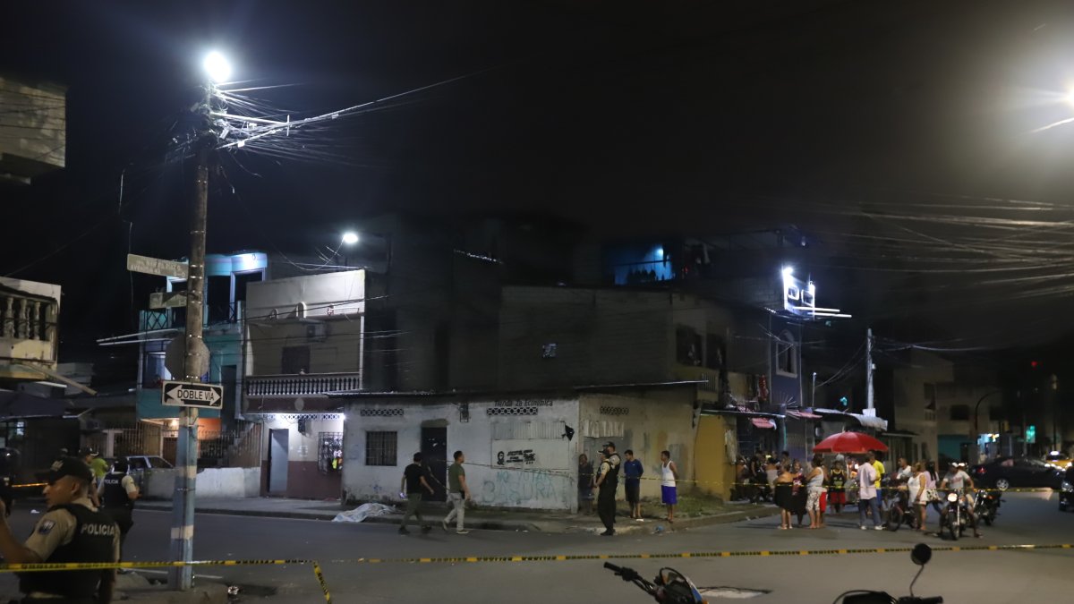 Hombre fue asesinado en el suroeste de Guayaquil este 6 de mayo: atacantes llegaron con fusiles