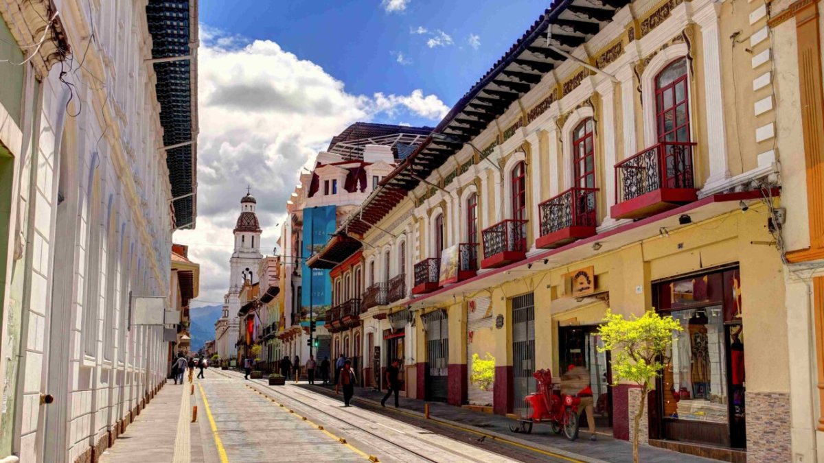 Agenda del Día de la Madre en Cuenca: serenatas, música en el Tranvía y homenajes especiales