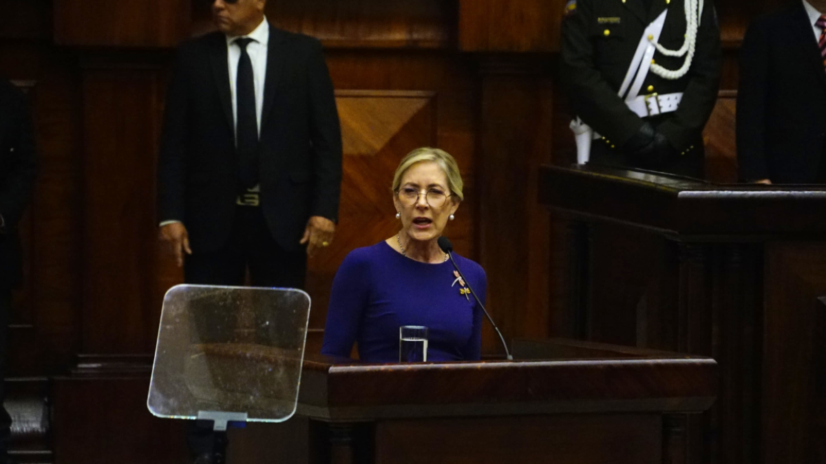 Proyecto de ley de Annabella Azin busca reactivar empresas en insolvencia en Ecuador