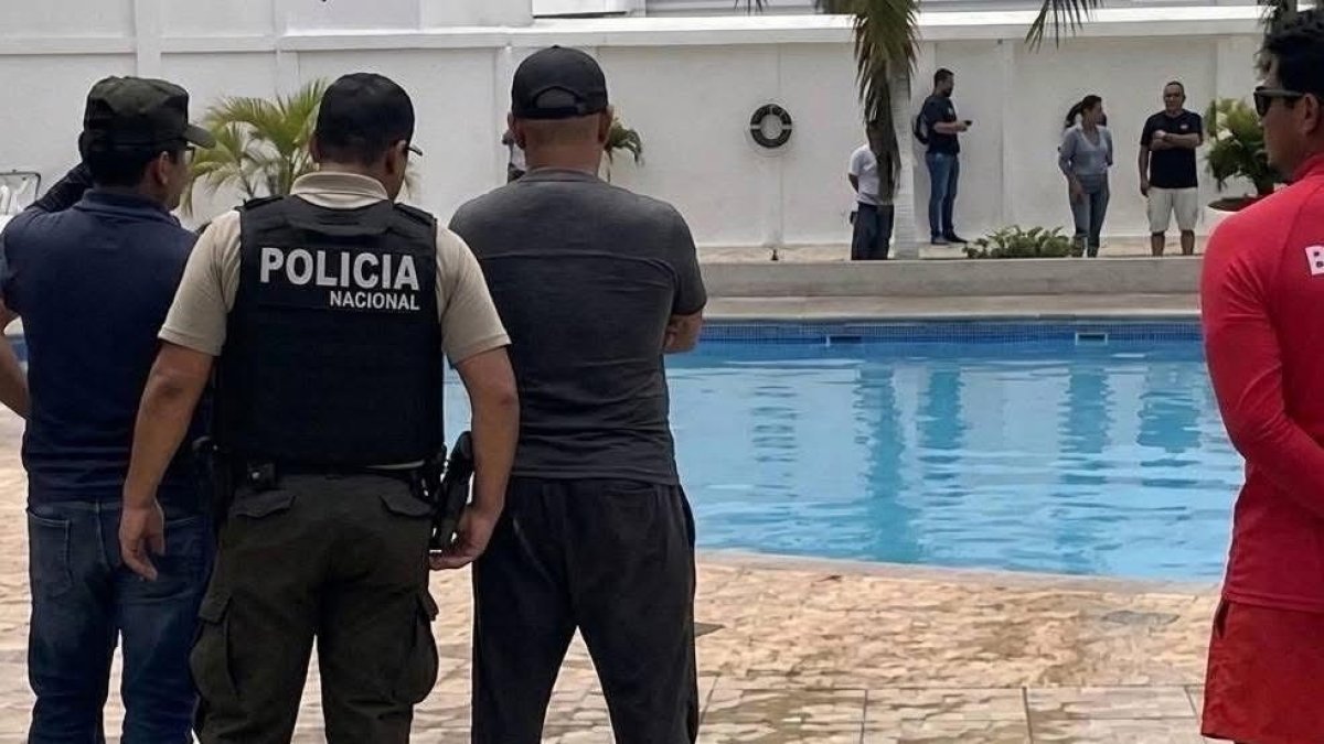 Fiesta infantil terminó en tragedia tras fallecimiento de niño en piscina de Manta
