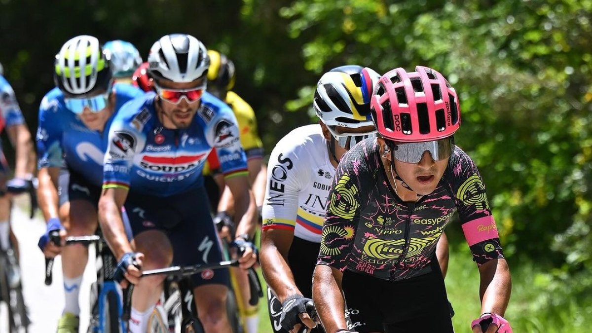 ¿Cómo quedaron los ecuatorianos tras la etapa 3 del Giro de Italia 2026?