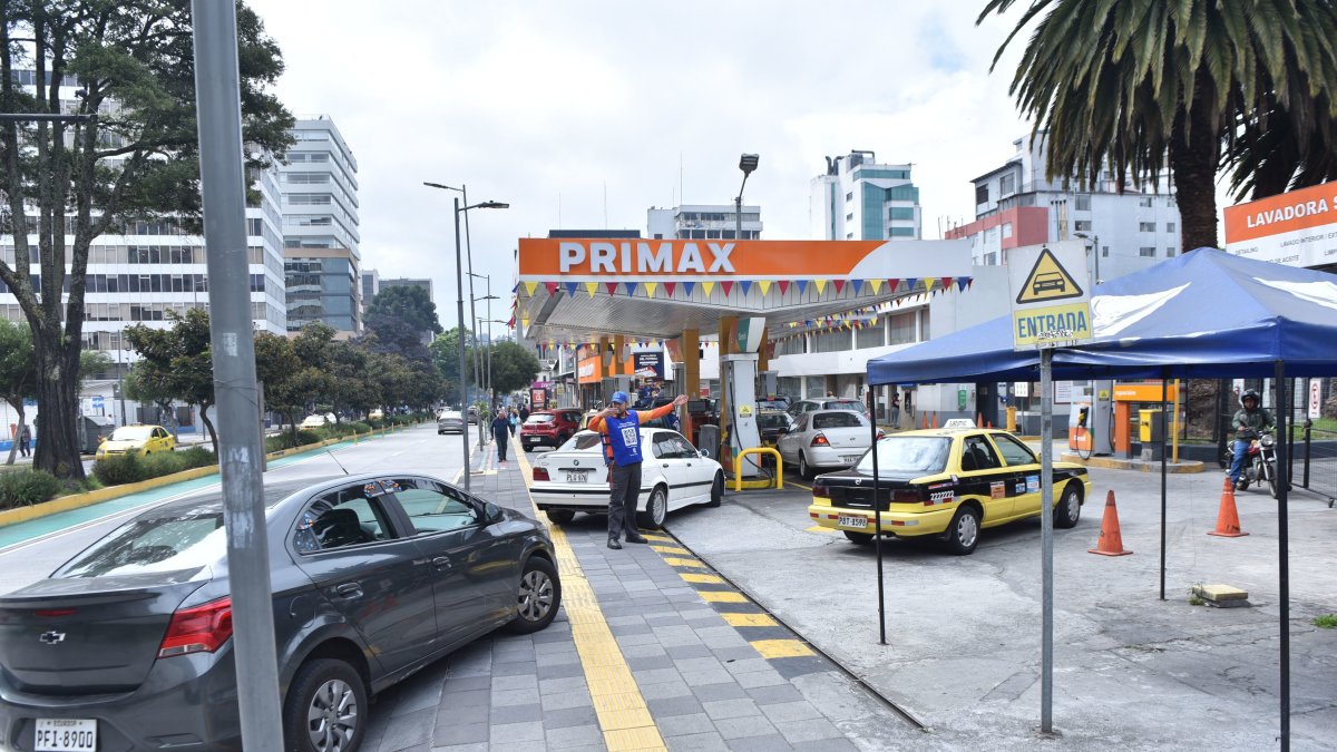 Escasez de gasolina en Quito: ¿Hay especulación por el alza del 12 de mayo?