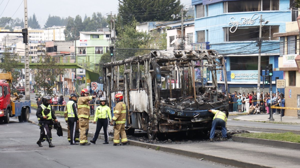 “Morirse también cuesta”: el impacto económico detrás de los accidentes en Ecuador