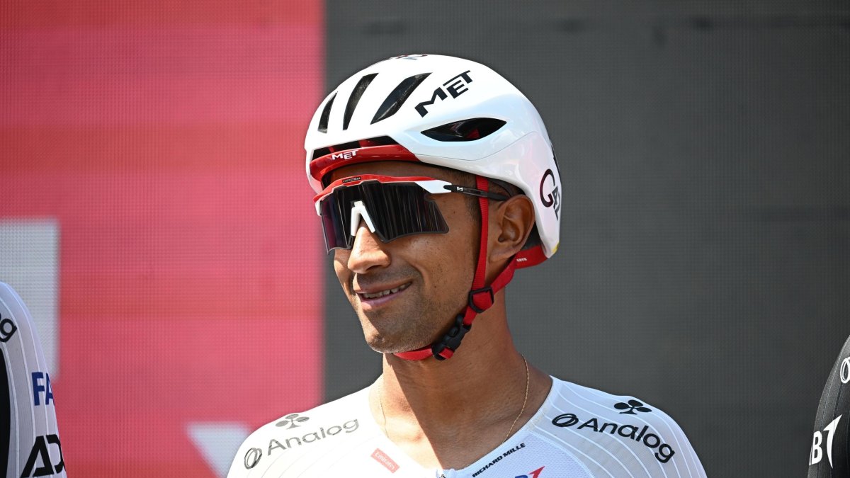 Giro de Italia 2026: Jhonatan Narváez, el primer ecuatoriano con la maglia ciclamino
