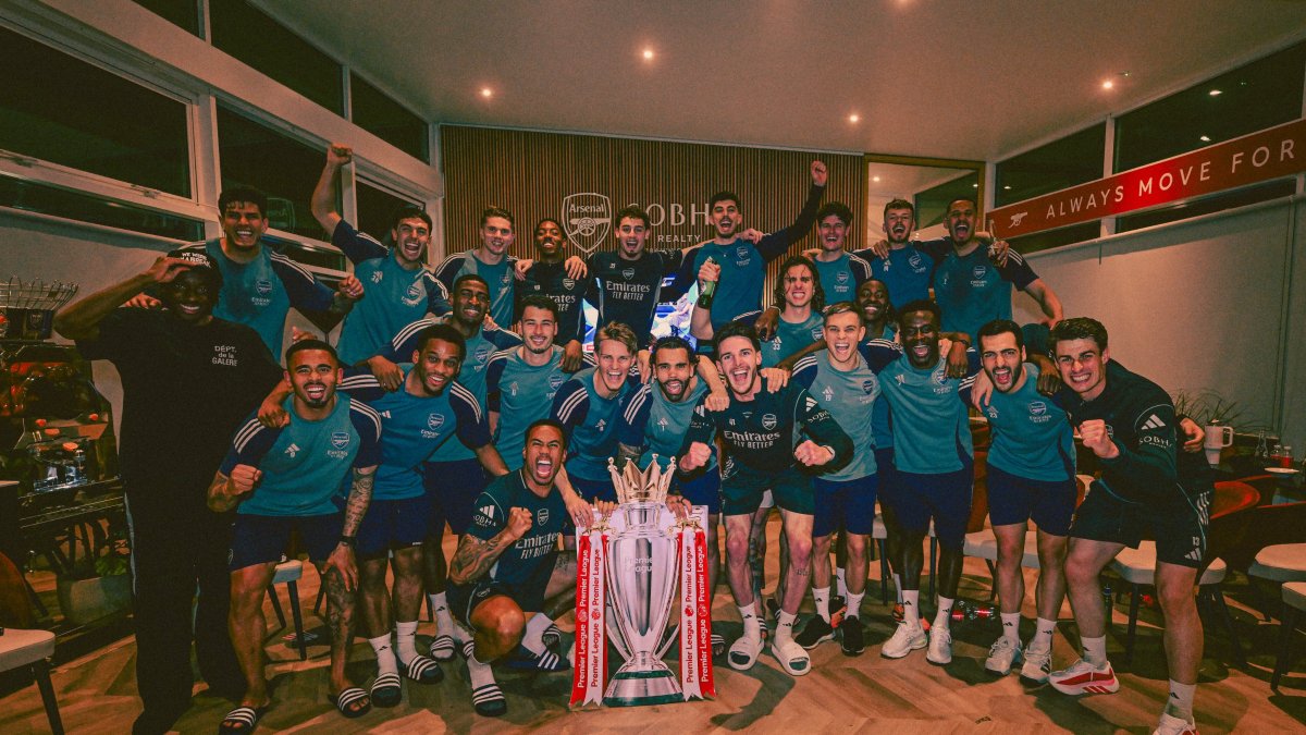 Piero Hincapié y el récord que rompió con Arsenal ganando la Premier League: Esta es la distinción