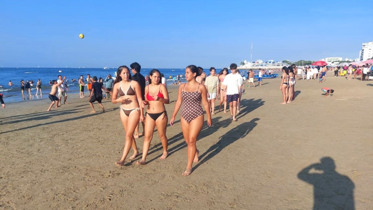 El buen clima impulsó la llegada de turistas a Santa Elena en el segundo día del feriado