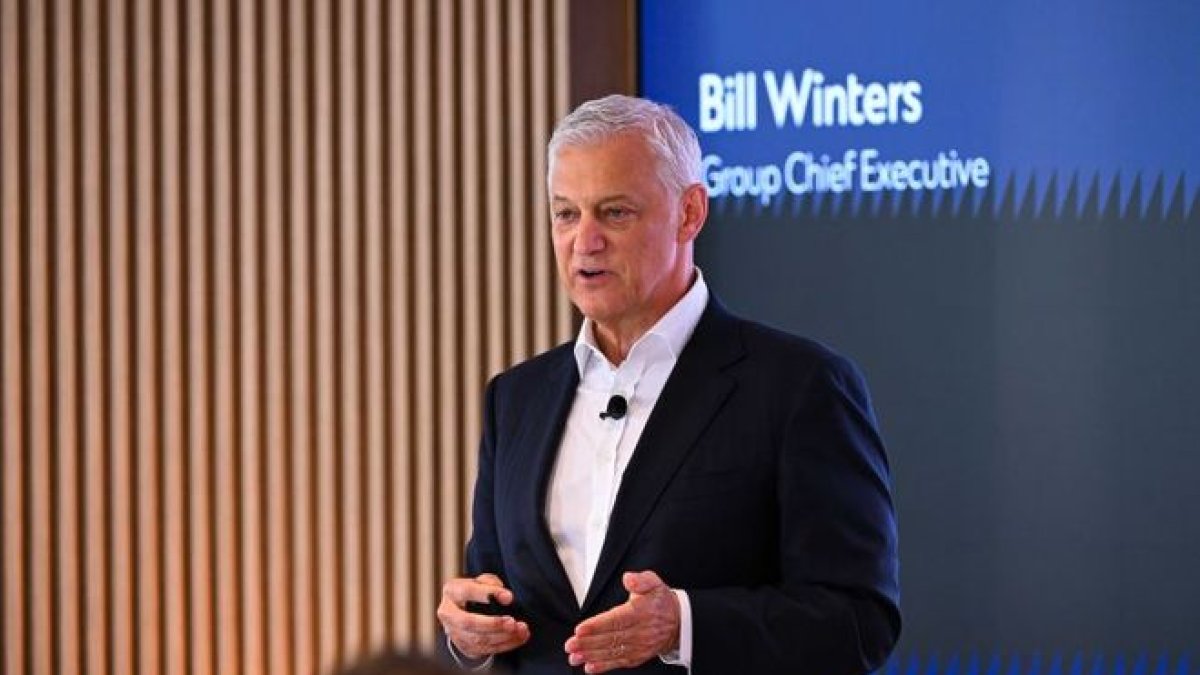 El CEO de un banco se disculpa tras calificar a sus trabajadores como capital humano de menor valor