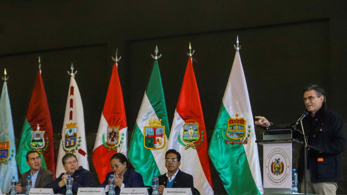 ¿Hacia el estado de excepción? Presidente de Bolivia advierte que el país 
