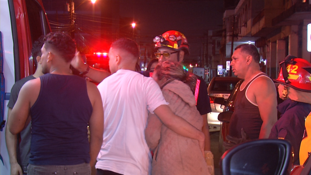 Muere una de las mujeres a las que rociaron combustible y prendieron fuego en Guayaquil: ¿quién es?