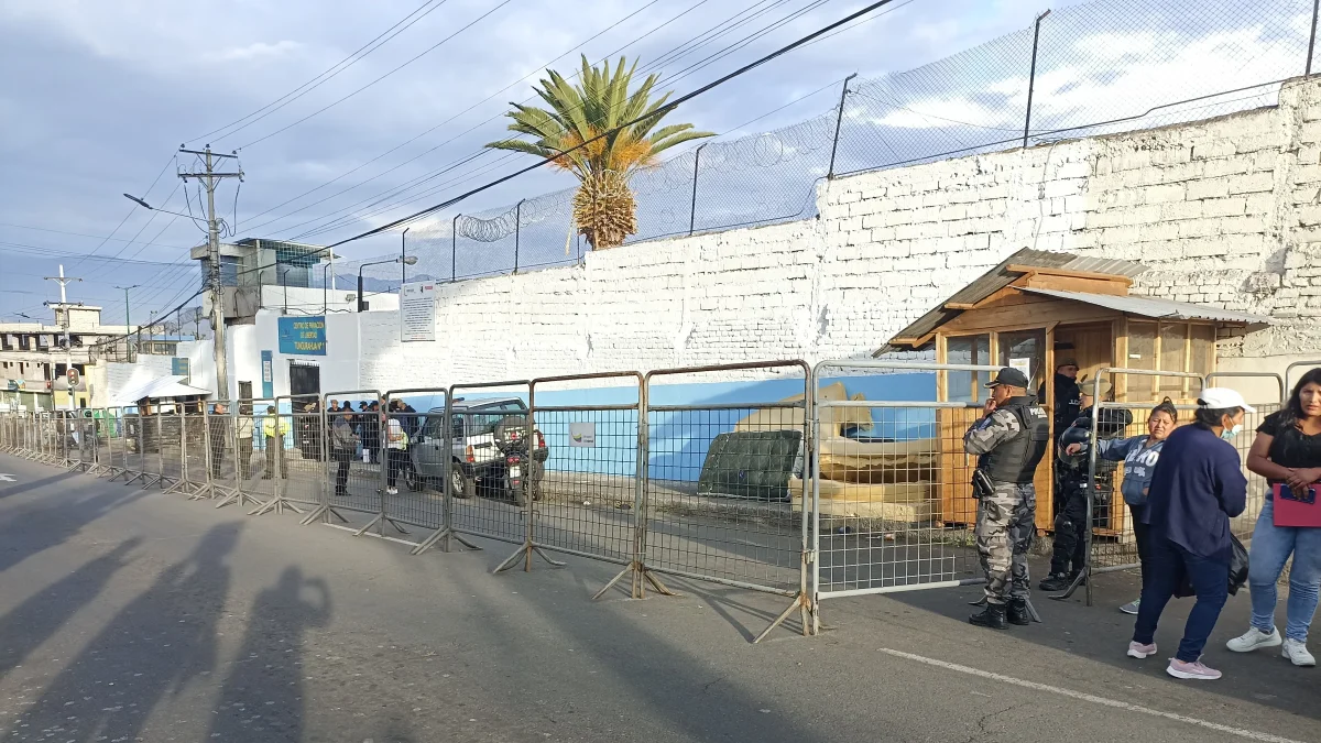 Cómo ingresaban artículos prohibidos a la cárcel de Ambato: investigan a funcionario y comerciante