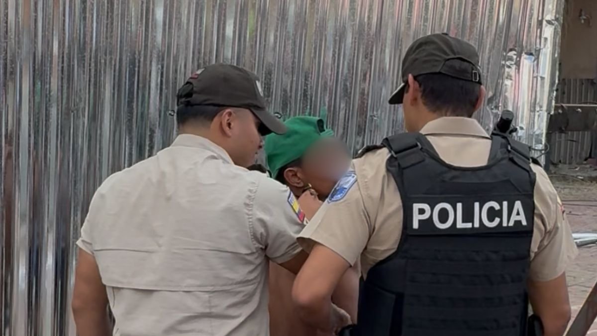 Guayaquil: capturan a sujeto que presuntamente robaba fierros en edificio Multicomercio