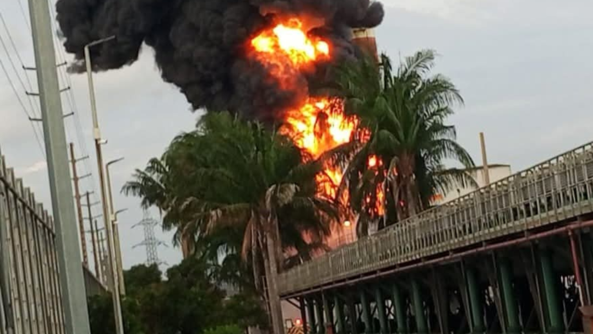 Incendio a esta hora en las instalaciones de Termoesmeraldas
