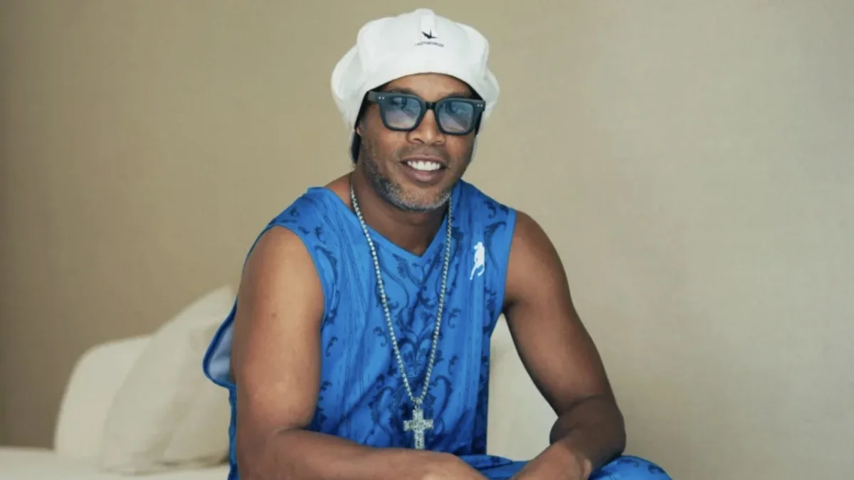 Así suena 'Camisa 10', el nuevo disco de Ronaldinh