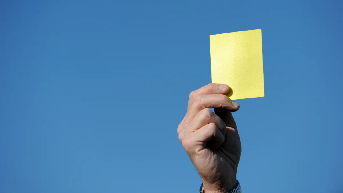 ¿Tarjeta roja por esto? Las nuevas normas del fútb