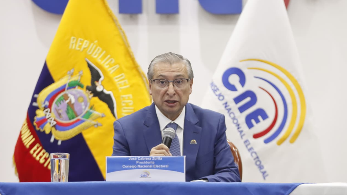 José Cabrera asume la Presidencia del CNE y reemplaza a Dian