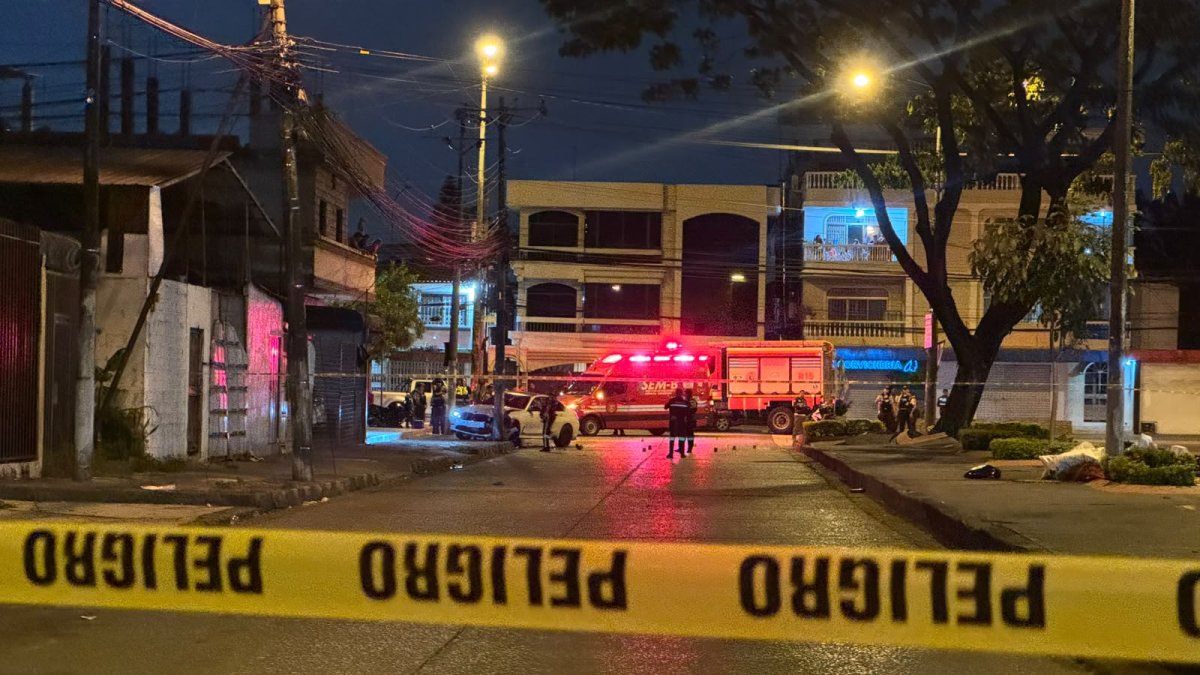 Carro de alta gama fue baleado en La Garzota este 11 de juni