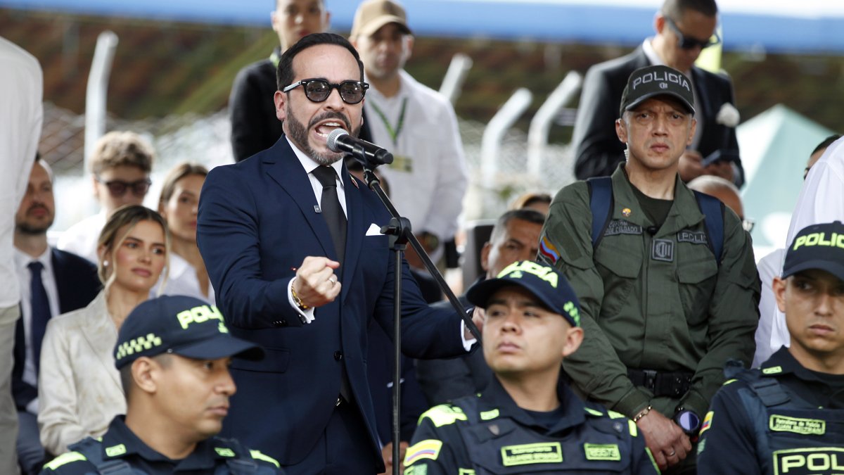 Giro en Colombia: Gobierno levanta la prohibición general para el porte de armas