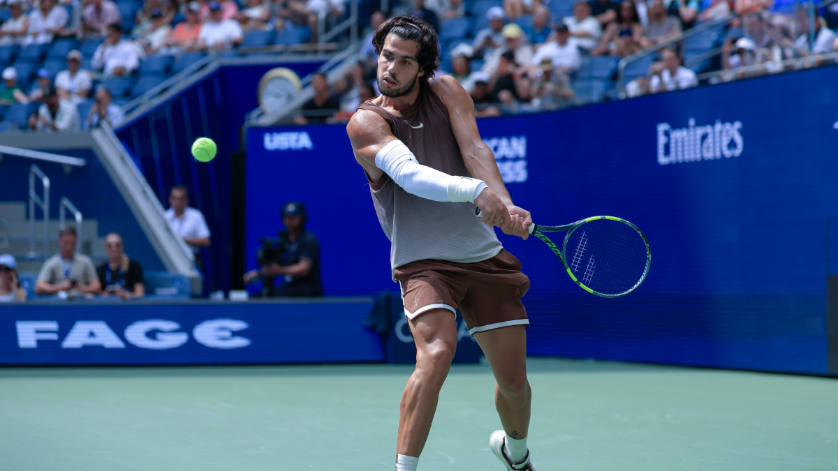 Alcaraz inicia la defensa del US Open con una victoria y 15 triunfos ...