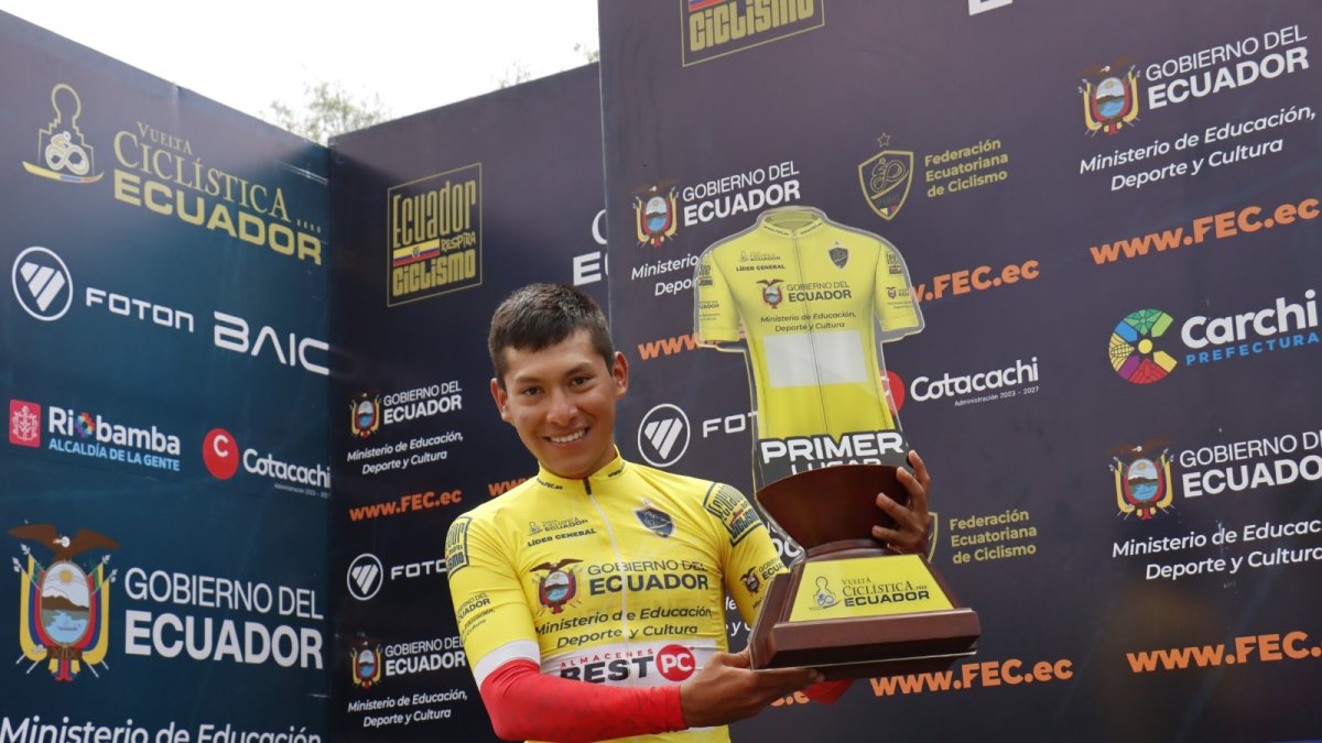 Héctor Álvarez wins the Vuelta Ciclística al Ecuador