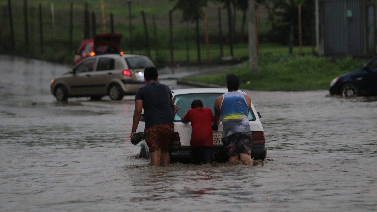 Inamhi alerta sobre lluvias de variada intensidad en Ecuador hasta el 2 de octubre