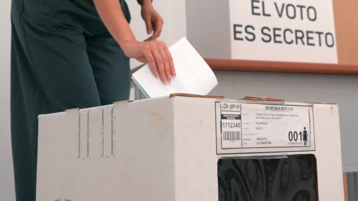 Ecuador: Government to distribute $20 compensation to election workers