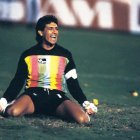 Septiembre de 1990, Carlos Luis Morales había tapado un penal a River Plate y Barcelona a la final de la Copa Libertadores.