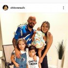 Chito Vera con toda su familia de vuelta a su casa en California.