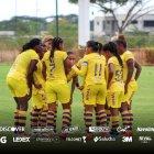 Barcelona femenino es el dueño del primer lugar de su grupo en la Superliga femenina.