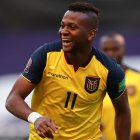 Michael Estrada se mandó dos goles ante Uruguay