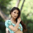 Le gustan los estampados florales.