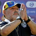 Diego Armando Maradona es el técnico de Gimnasia y Esgrima La Plata argentino.